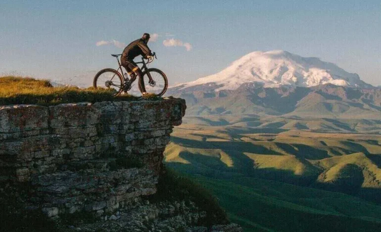The \’Sportswashing\’ Behind One of the World\’s Biggest Cycling Teams
